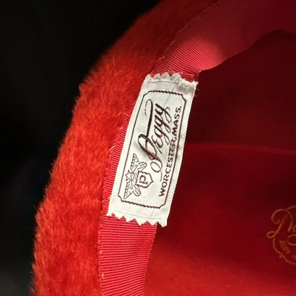 Vintage Duchess Red Faux Fur Ladies Beret Style‎ Hat Italy Peggy Worcester,Mass